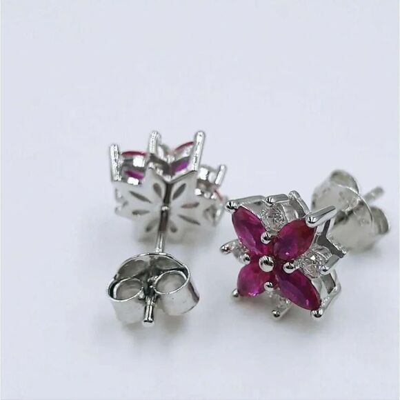 1.14ct Pink Ruby Luxury Stud Earrings - Picture 6 of 13